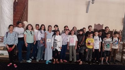 طلاب تعليم القاهرة يحتفلون بالعيد القومي 1054 لمحافظة القاهرة بمجمع الأديان.. صور