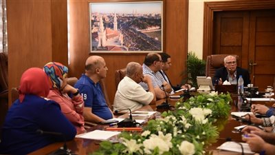 مستشار رئيس الوزراء يتابع المشروعات القومية في بورسعيد