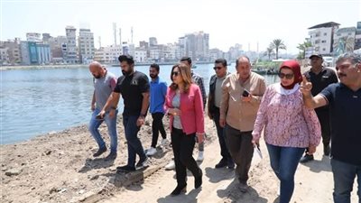 محافظ دمياط تتفقد أعمال تطوير ورفع كفاءة طريق كورنيش النيل بالسنانية