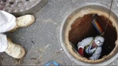 مصرع وإصابة 6 عمال سقطوا في بالوعة صرف صحي بالبحيرة