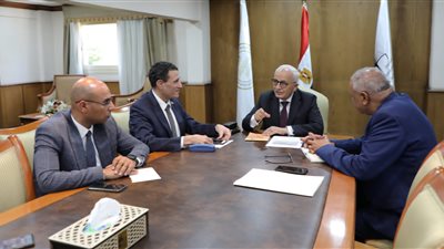 حجازى يستعرض شروط اختيار فريق وطنى للمشاركة بخطة تطوير التعليم طويل المدى باليونسكو