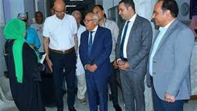 محافظ بورسعيد يتفقد عدد من المستشفيات الخاصة لمتابعة سير العمل