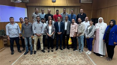 التموين: استكمال تدريب العاملين في المجمعات الاستهلاكية ومنافذ جمعيتي