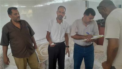 مداهمة مصنع مخلل دون ترخيص تكشف «بلاوي سودا» في المنيا