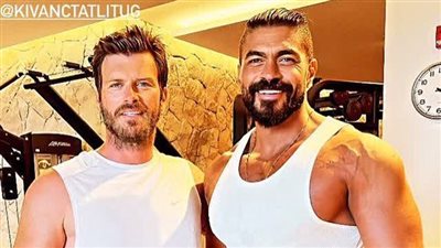 خالد سليم برفقة 