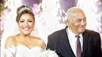 انهيار الفنانة.. وفاة والد مي كساب بعد صراع مع المرض 