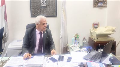 مدير تعليم القاهرة يتابع غرفة عمليات امتحانات الشهادة الإعدادية للدور الثاني