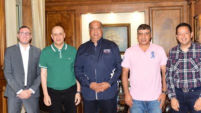 مصيلحي يجتمع مع طارق العشري وأحمد عمر لبحث العديد من الملفات الهامة