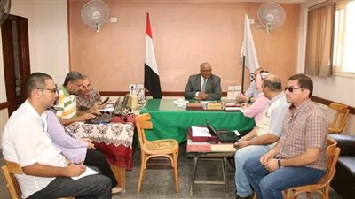 مدير تعليم بني سويف يوجه بالتحقيق في عدد من المخالفات الإدارية 