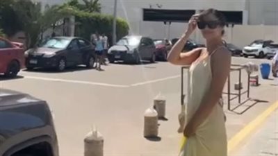 حلا شيحة تقضي عطلتها الصيفية مع أولادها في العلمين (صور)