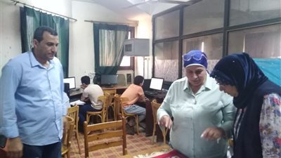تعليم القليوبية يتابع الامتحانات الإلكترونية للمتقدمين لمدرسة الضبعة النووية 