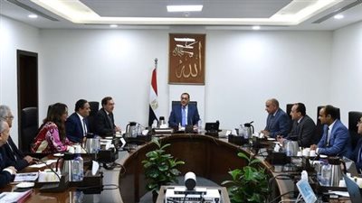 رئيس الوزراء يتابع مستجدات مشروع إنتاج حامض الفوسفوريك بـ«أبوطرطور»