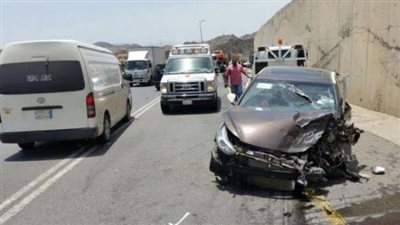 أسماء المصابين والوفيات في حادث تصادم سيارتين ملاكي بأسوان