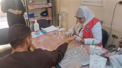 الكشف عل 2000 شاب وفتاة من المقبلين على الزواج في أسوان