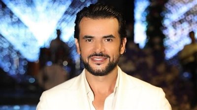 سامو زين مدافعا عن عمرو مصطفى: له حق في كل اللي بيعمله