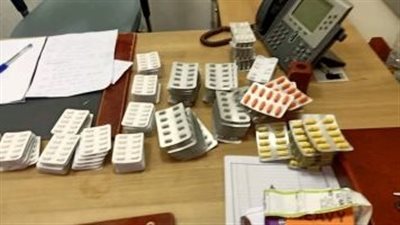 الترامادول والماريجوانا ومستلزمات زراعة الأسنان.. أهم ضبطيات رجال الجمارك بمطار القاهرة اليوم