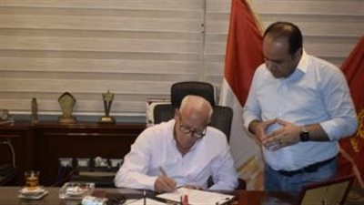 بنسبة نجاح 99.2% .. محافظ بورسعيد يعتمد نتيجة مدارس التمريض