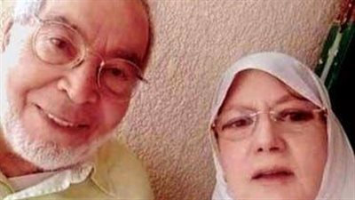 في حالة انهيار.. حسن يوسف وشمس البارودي يواصلان إنهاء إجراءات دفن نجلهما