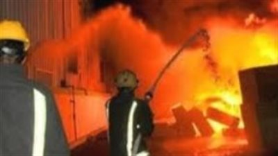 حريق ضخم يلتهم ورشة أثاث في غيط النصارى دمياط