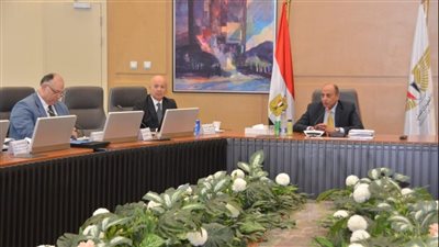 انعقاد الجمعية العمومية للقابضة مصر للطيران برئاسة وزير الطيران المدني بالعاصمة الإدارية 