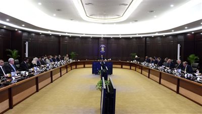 وزيرة الهجرة تستعرض تقريرا حول فعاليات وتوصيات مؤتمر 