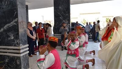 وفد مدينة جينج دا جين الصينية يشكر محافظ أسوان لهذا السبب