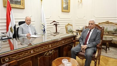 محافظ القاهرة يخفض الحد الأدنى للقبول بالصف الأول الثانوي العام.. التنسيق الثالث 