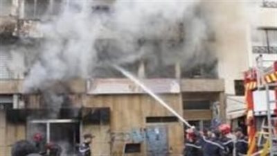 حريق هائل يلتهم أحد المحال التجارية بمنطقة فيصل 