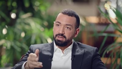 معز مسعود: لست المتطرف الذي يمنع الفن (فيديو)