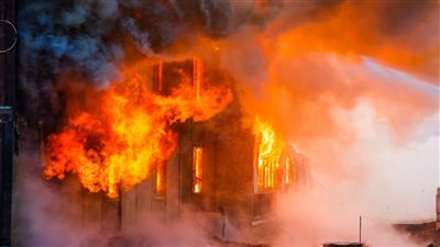 حريق هائل فى مصنع تغليف بمدينة بدر  