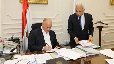 محافظ القاهرة يعتمد نتيجة امتحانات الدور الثاني للشهادة الإعدادية للعام الدراسي 