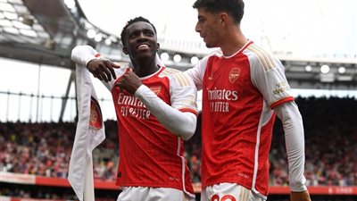 أرسنال يبدأ حلم تحقيق البريميرليج بالفوز على نوتنجهام فورست
