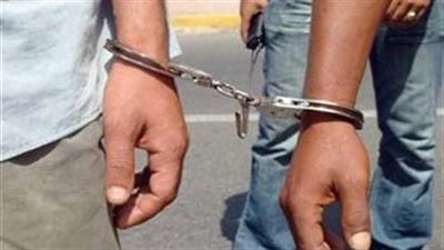 ضبط 9 أشخاص لاتهامهم بانتحال صفة ضباط شرطة بالمقطم 