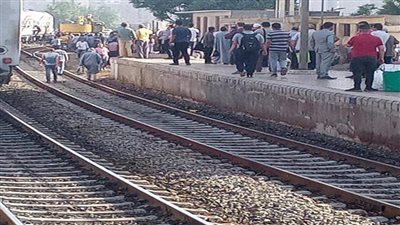 إصابة طفلة صدمها قطار في كفر البطيخ