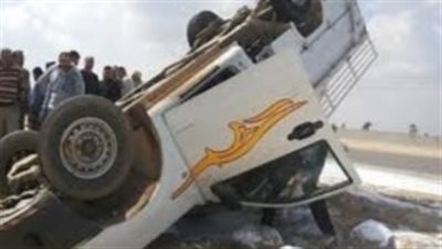 إصابة 5 أشخاص في حادث إنقلاب سيارة ربع نقل بالفيوم 