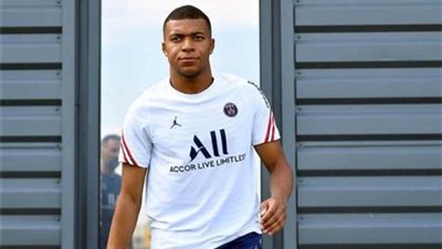 عاجل.. كيليان مبابى يعود إلى تدريبات باريس سان جيرمان
