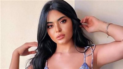 أسماء جلال بفستان صيفي قصير في أحدث ظهور.. وهذا سعره (صور)