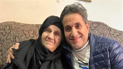 وفاة والدة الفنان أحمد شيبة