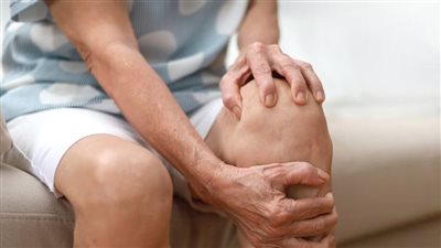 ما هو التهاب المفاصل الروماتويدي؟ وما علاجه؟