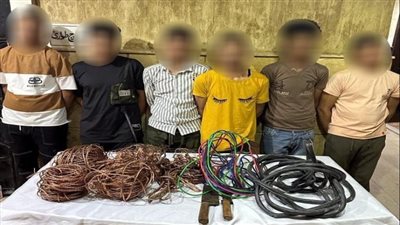 بائع خردة يقود تشكيل عصابي لسرقة الاسلاك النحاسية في المقطم 