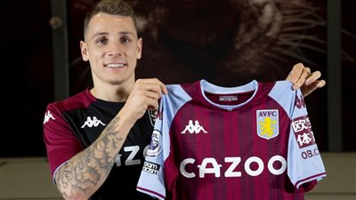  الهلال السعودي في مفاوضات حاسمة مع مدافع إستون فيلا