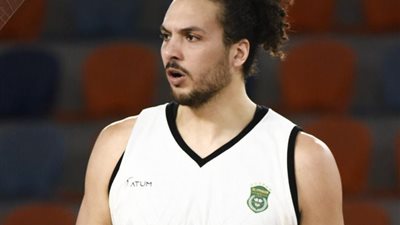 على محمد يُجدد تعاقده لـ 