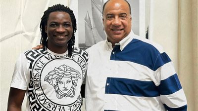 مصيلحي يستقبل كريستوفر موبولولو بعد عودته من بلاده