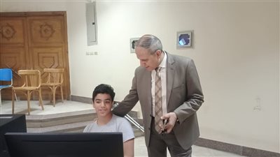 وكيل تعليم كفر الشيخ يتابع اختبارات الالتحاق بمدرسة المتفوقين
