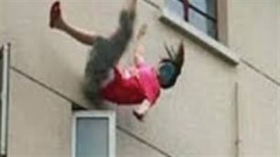 ذهبت لقضاء المصيف فتشاجرت مع زوجها.. عشرينية تقفز من الدور الثانى بجمصة