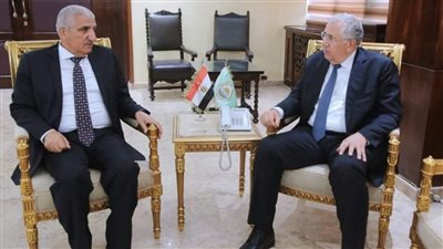 وزير الزراعة يبحث مع مدير منظمة «أكساد» مشروعات الأمن الغذائي وحصاد المياه