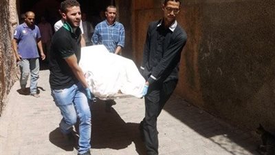 العثور على جثة مسن في حالة تعفن داخل شقة بالإسكندرية