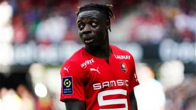 مانشستر سيتى يقترب من التعاقد مع بديل محرز 