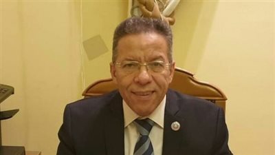 أسامة عبد الحي المرشح نقيبًا للأطباء: أطالب بعدم تدخل القوى السياسية والدولة فى الانتخابات