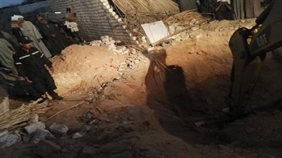 مصرع شقيقين تحت الأنقاض داخل حفرة التنقيب عن الأثار في قرية بسوهاج